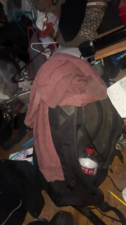 Tuon tiukan märän pillun nussiminen