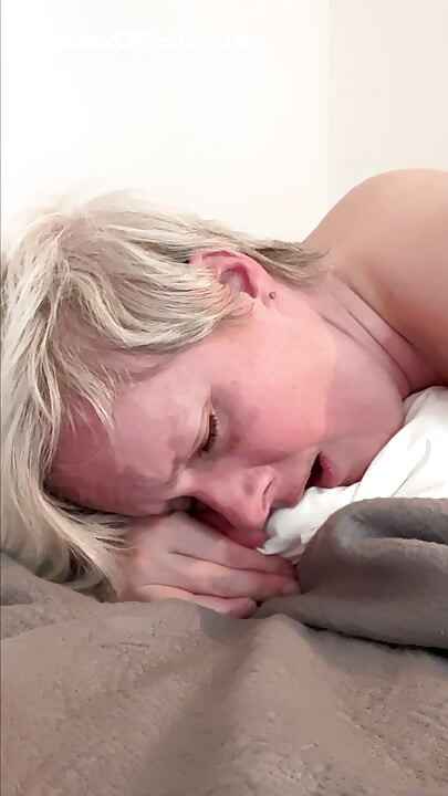 Horny MILF Can't Resist A Good Fucking