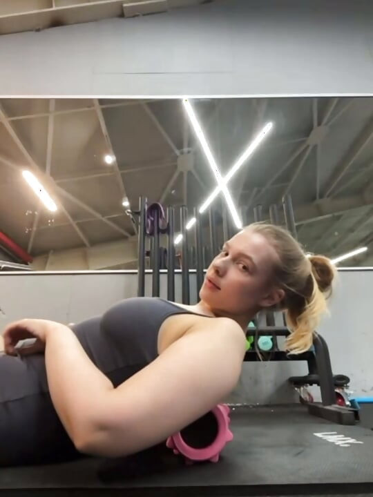 Unreal fucking in the gym