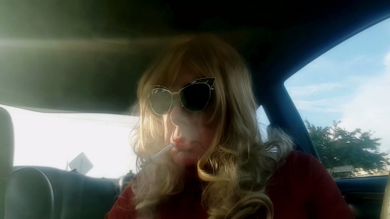 Mrs. Roman VS 120 smoking compilation -- tt's been such a longggg time