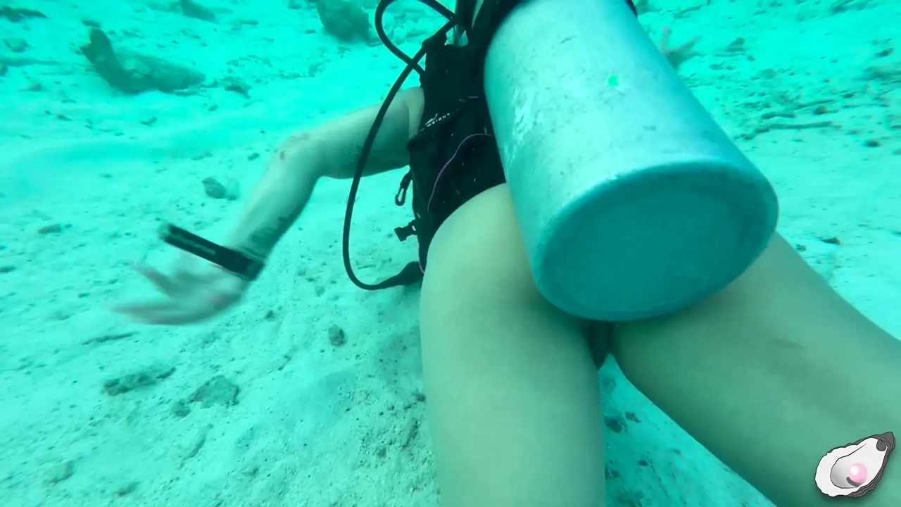 Supergirl Meets the Horniest Octopus in Bonaire