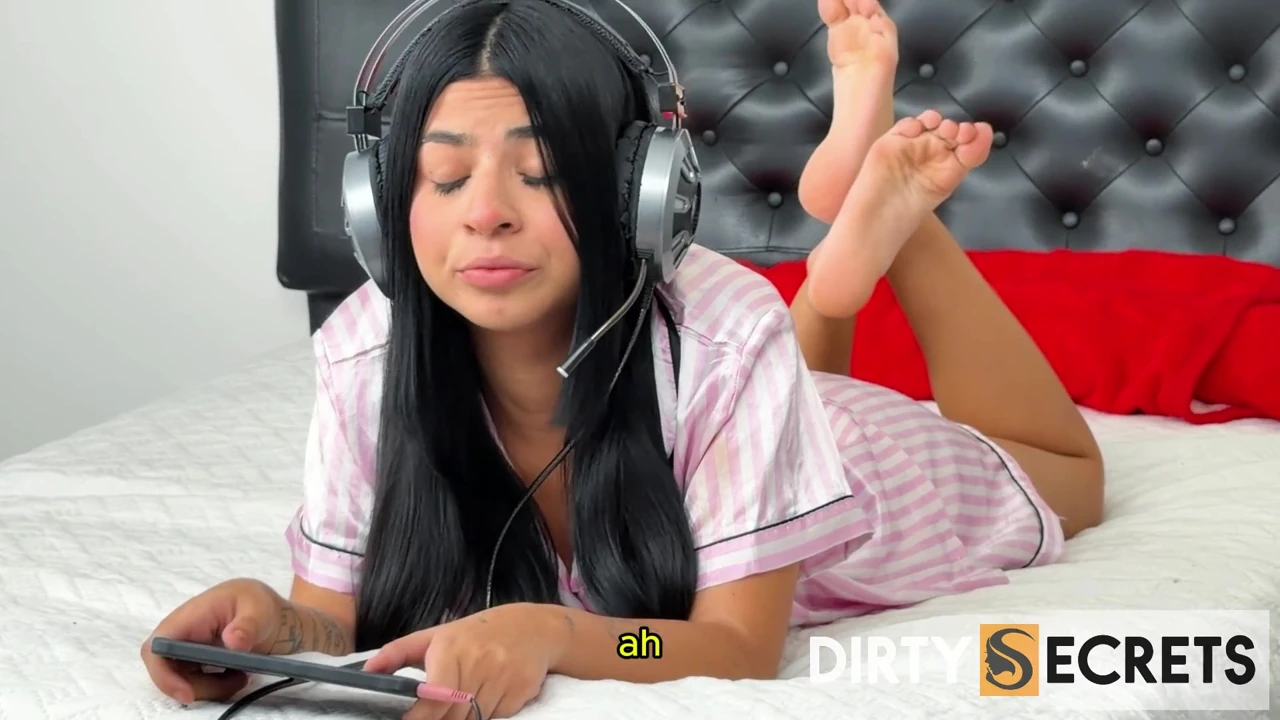 PART 2: FUCKING MY GAMER STEPSISTER'S ASS WHILE SHE PLAYS AND OUR STEPFATHER CATCHES US