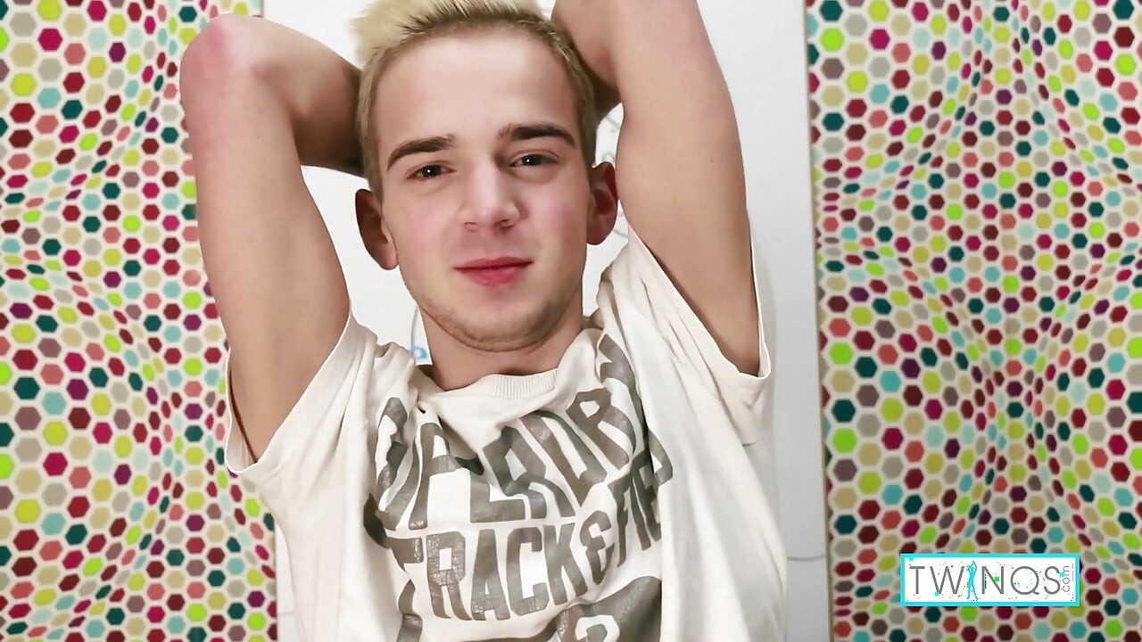 Lean blonde twink jack wanks that shaft until he shoots jizz