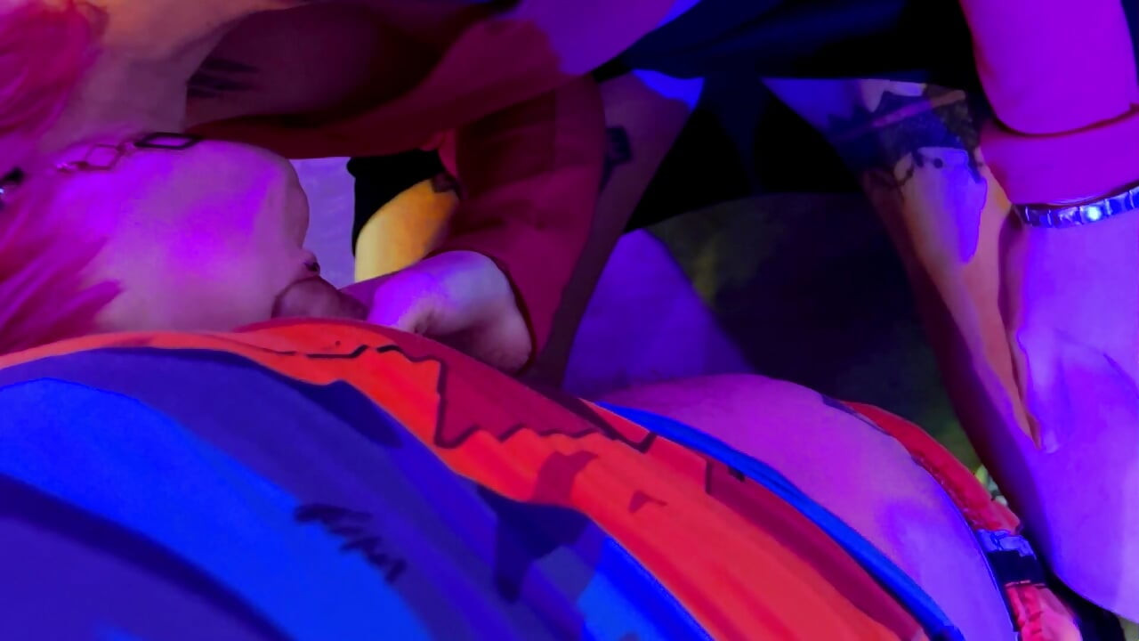 मैं अपनी गांड पर लंड लेती हूं