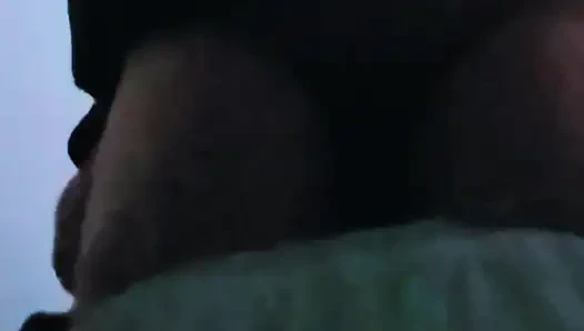 Pinay petite wird im öffentlichen badezimmer immer noch stöhnen und dirtytalk gefickt