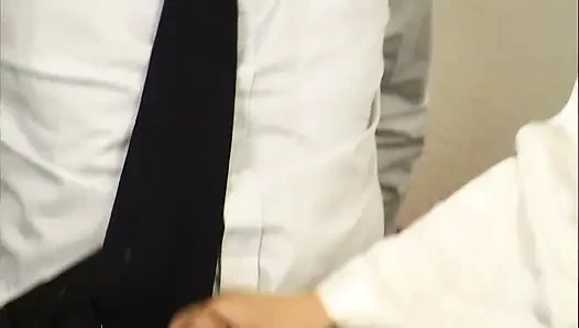 GILF kalın siki emiyor sonra derinlere alıyor