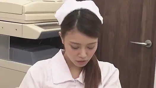 Versaute Krankenschwester in Weißer Uniform, Die Auf Patienten Abzielt, Leidenschaft Manami Non Suzumiya
