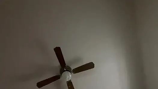 Stöhnen in der nacht