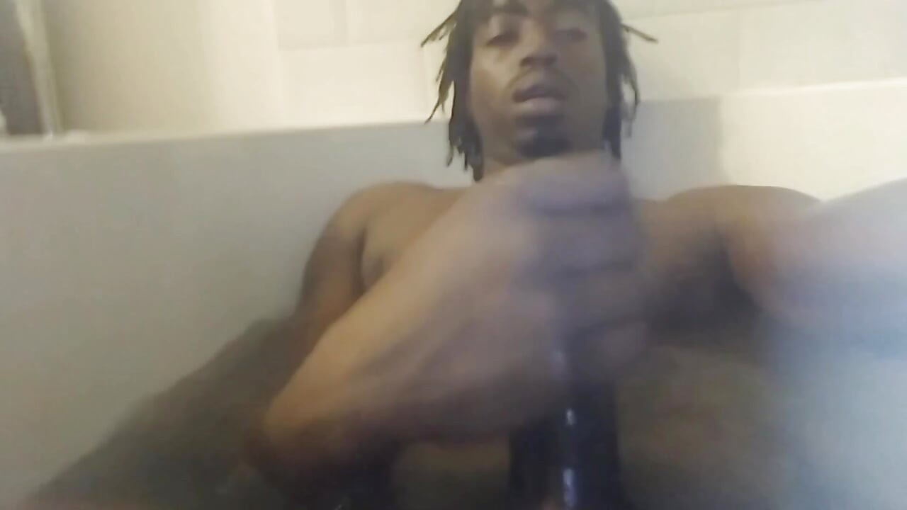 내 자지를 쓰다듬고 목욕하는 Nata4sex