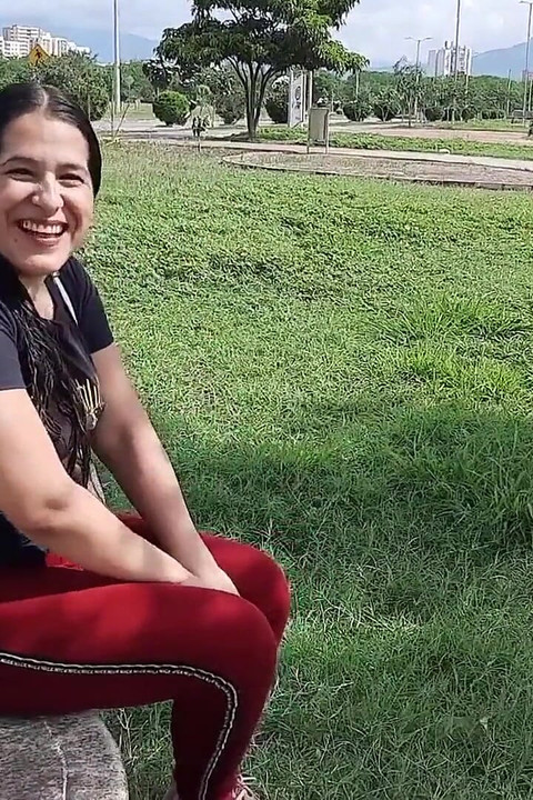 Casting seksownych wenezuelskich mamuśek - porno w języku hiszpańskim