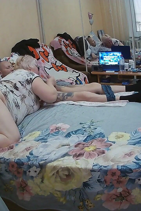 Stepmom with Glasses Sucks My Dick to Cum