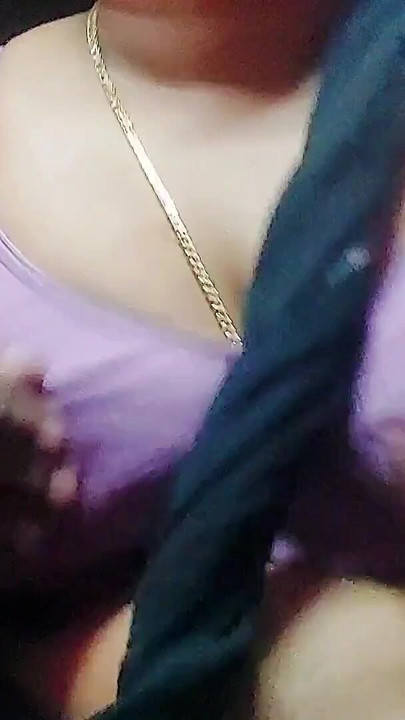 Zapanjujući trenutak iz "Delhi bhabhi mohini sex nights desi masti"