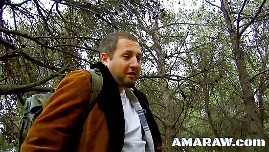 Мужик соблазнил Zoe Nil и раздал ее тугую задницу на улице