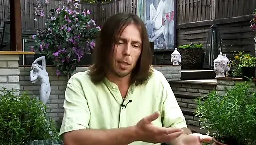 Прикосновение к телу: анальный массаж: часть 1