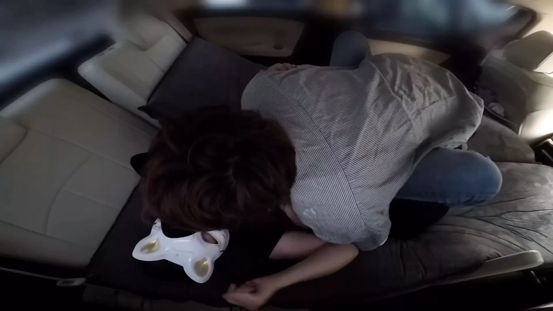 很长时间以来的第一次激烈的通奸性行为。中出性爱