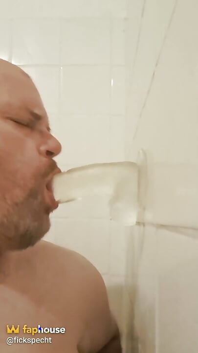 Sucking Performance of a Slut