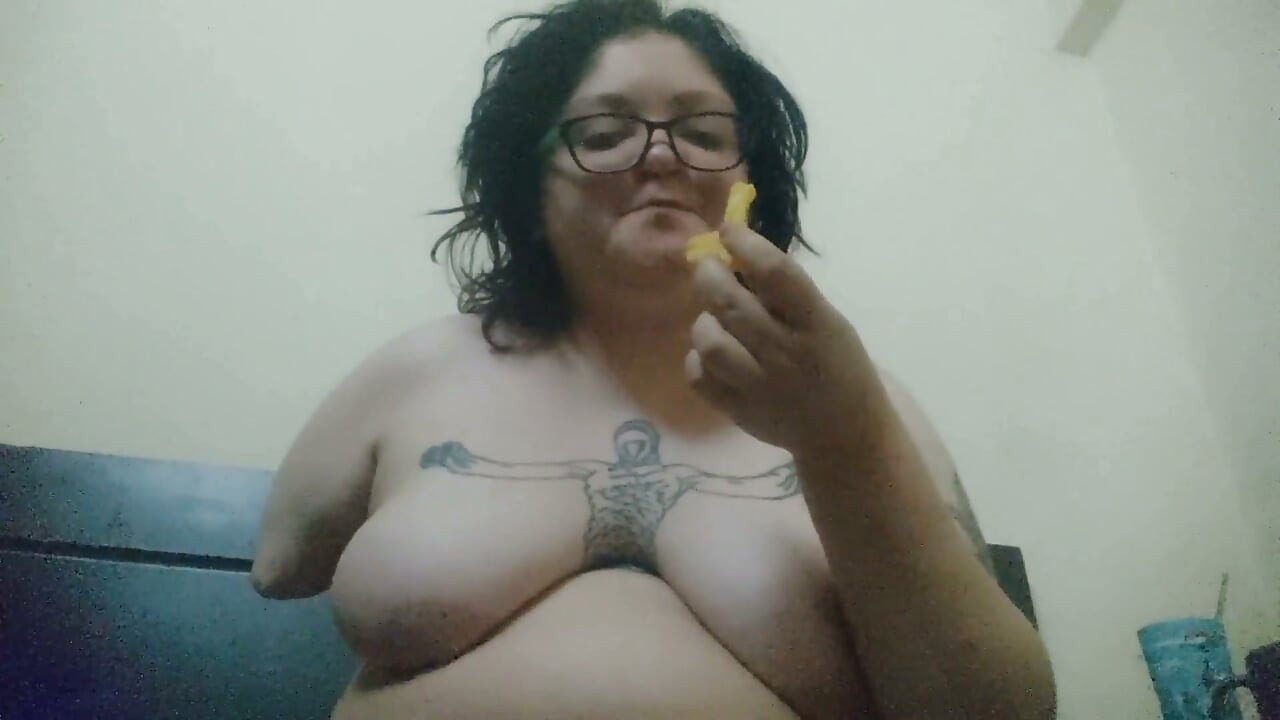 Feedee Challenge 100 Burgers Day 5