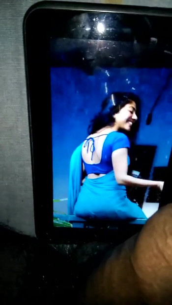 Must-share moment from "Sai Pallavi yummy cum tribute"