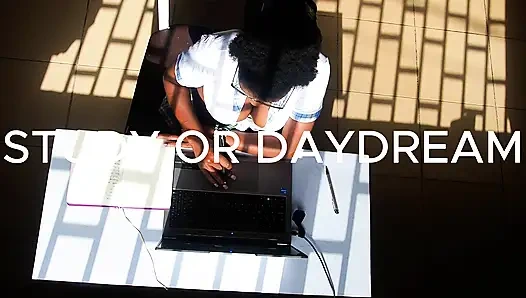 Eğitim Seansı mı yoksa Daydream Detour mu?