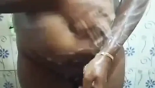 Дези Kerala Kuliseen, моя жена