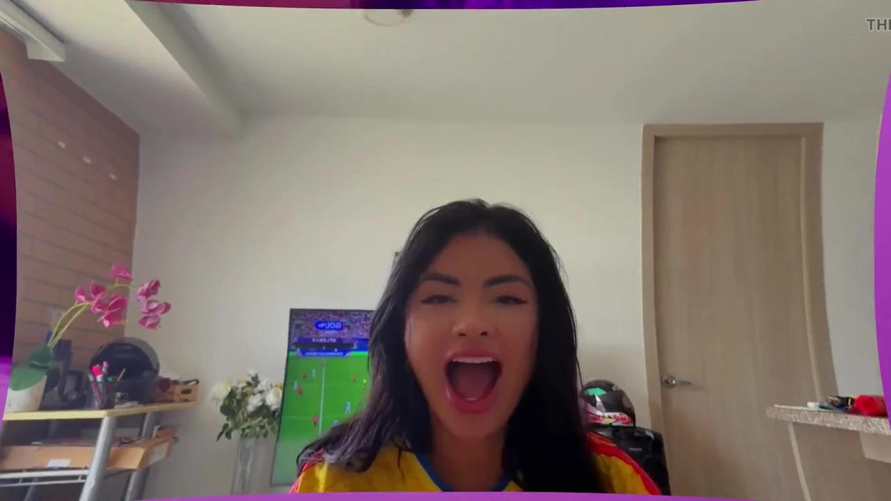 Bu azgın büyük popo futbol izlerken penisimde binmeyi çok seviyor - Aaroonmush
