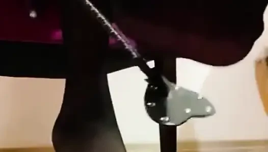 Aku dan memekku lagi asik muasin memekku dengan stoking seksi