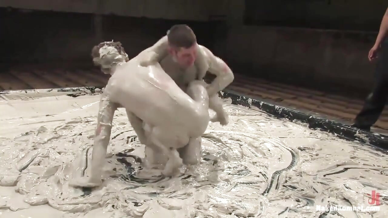 Dean Tucker Vs James Hamilton the Mud Match