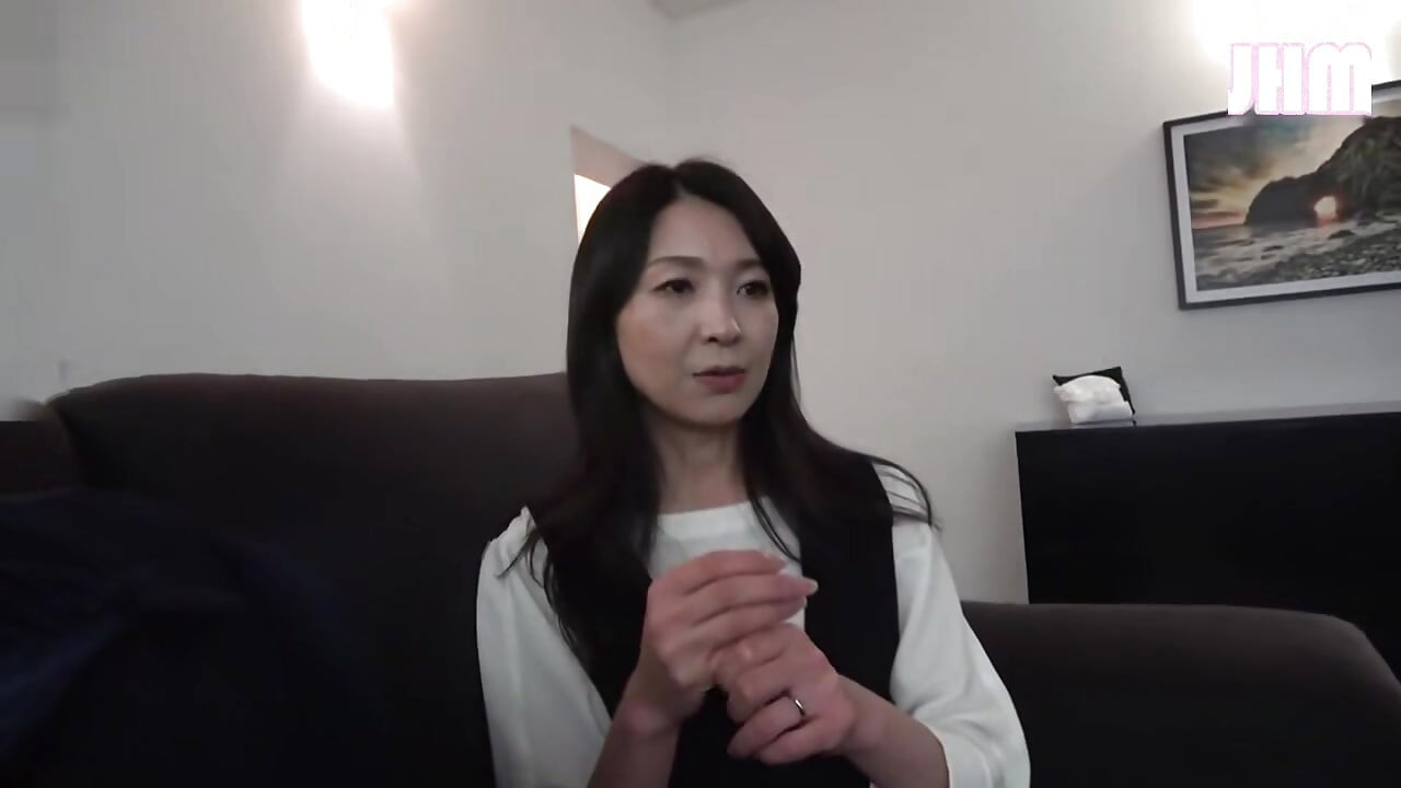 개인 온천 빌라에서 미시 마누라 4명의 섹시한 휴양지 - 2