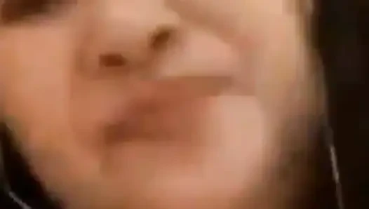 Self musterbating my tight pussy