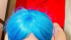 Blå peruk avsugning
