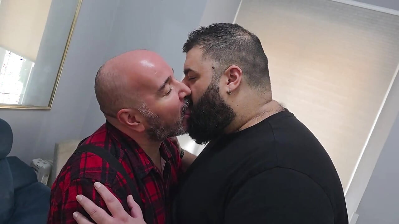 Gorgeous Big Bear Fuck Me Hard