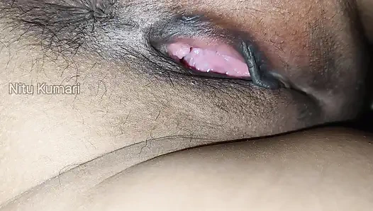 Bhabhi ki chut mein jab land Dala to boli pura andar Tak dal do