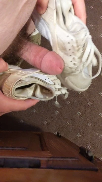 Fuck and cum dirty white Nike Huarache