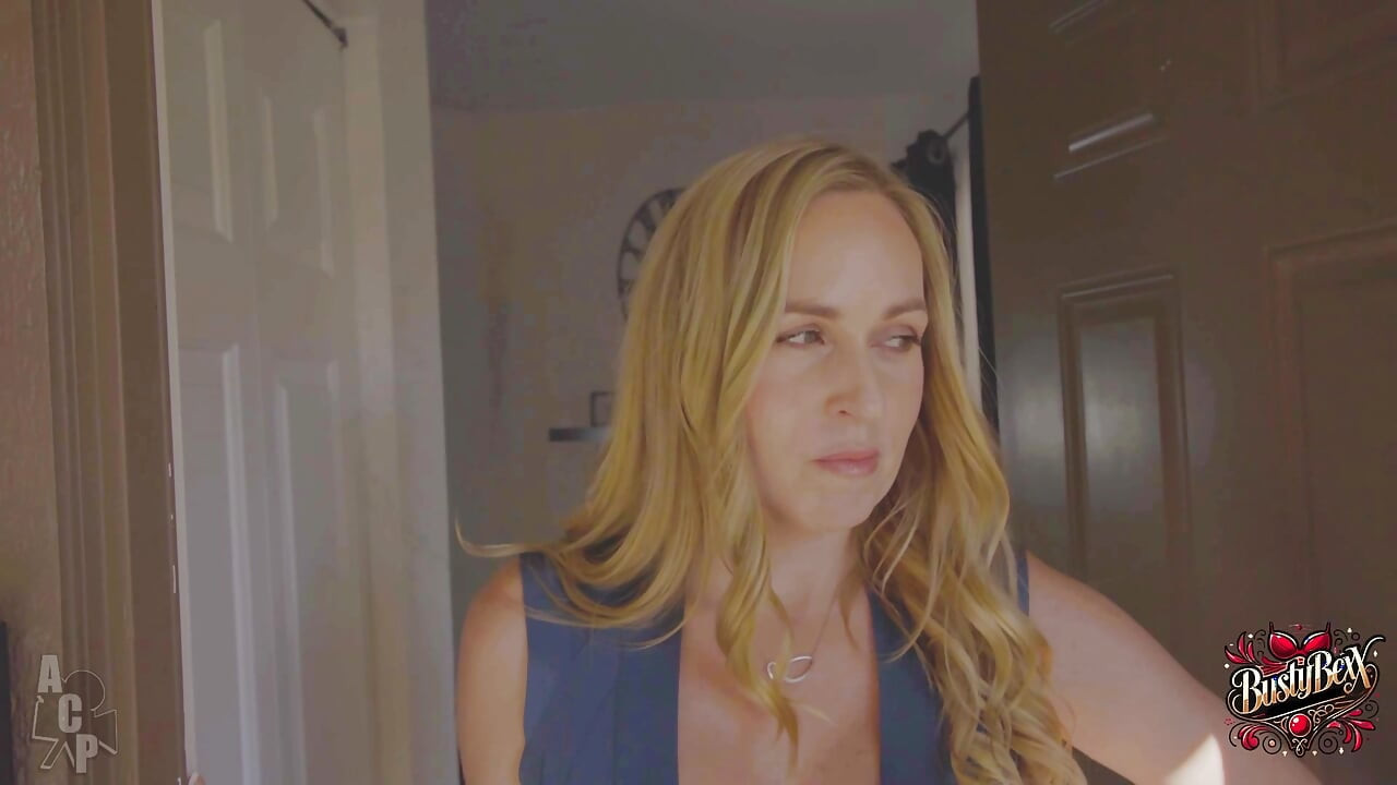 MILF N Cookies with Gibby the Clown & Sierra Spunk