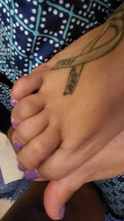 Moaning While I Cum On Her Toes