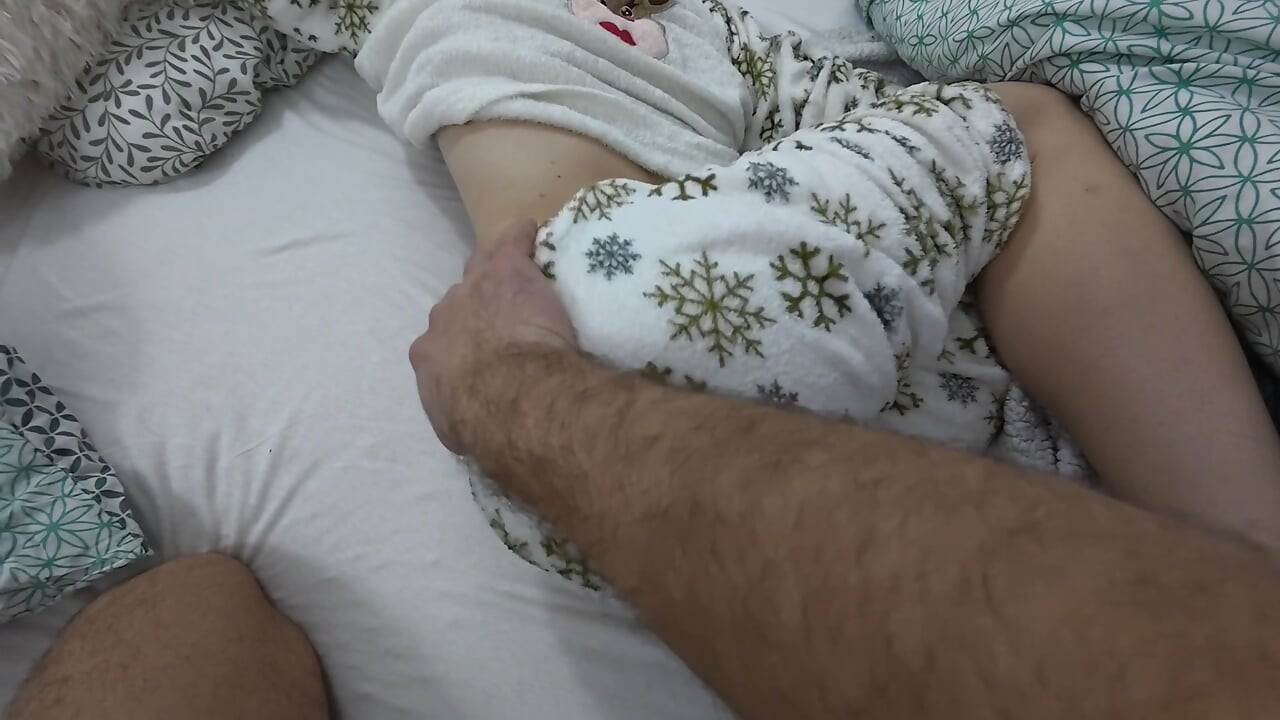 Rubia sexy follada en su apretado coño