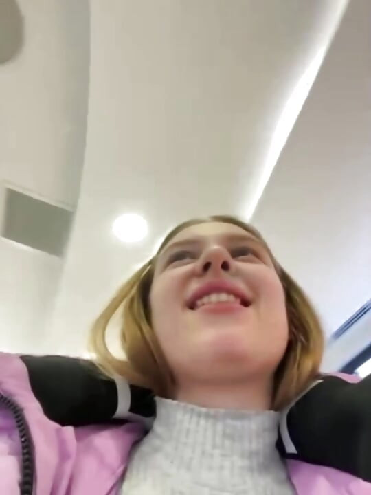 Extreme cumming in the locker room with jucielussie