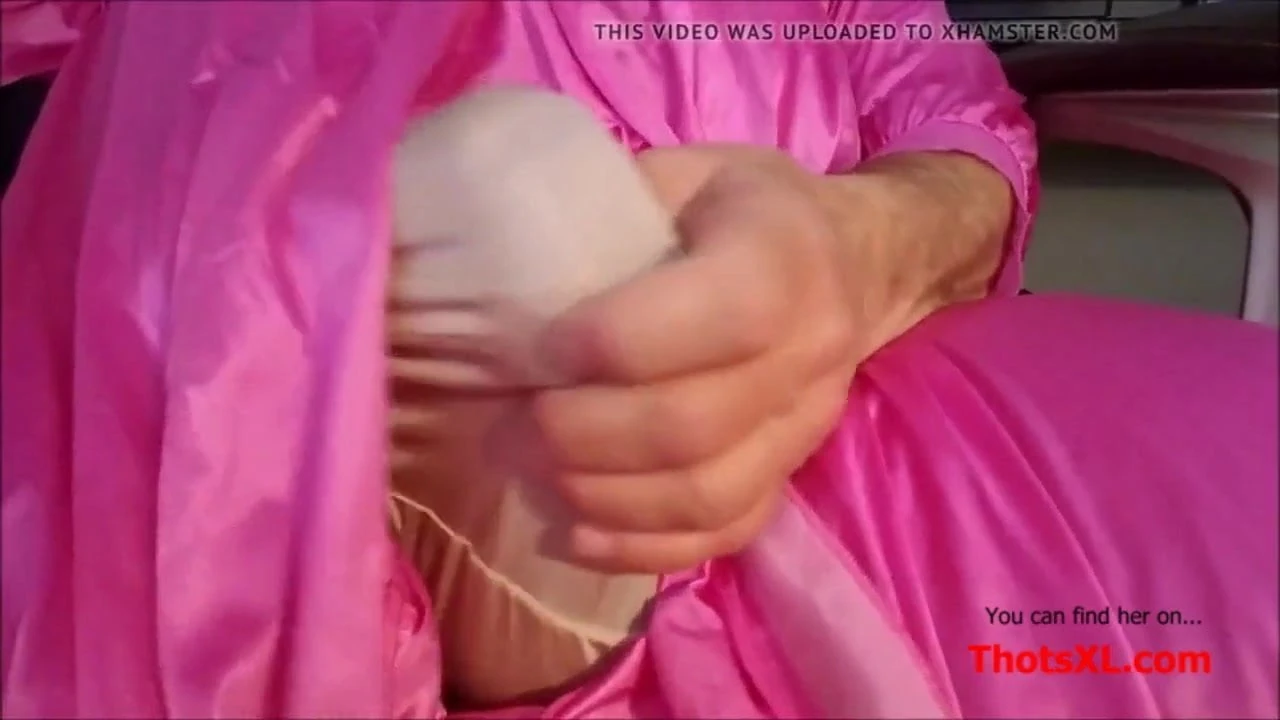 Đĩ từ trường chất liệu dildo sâu trong L.