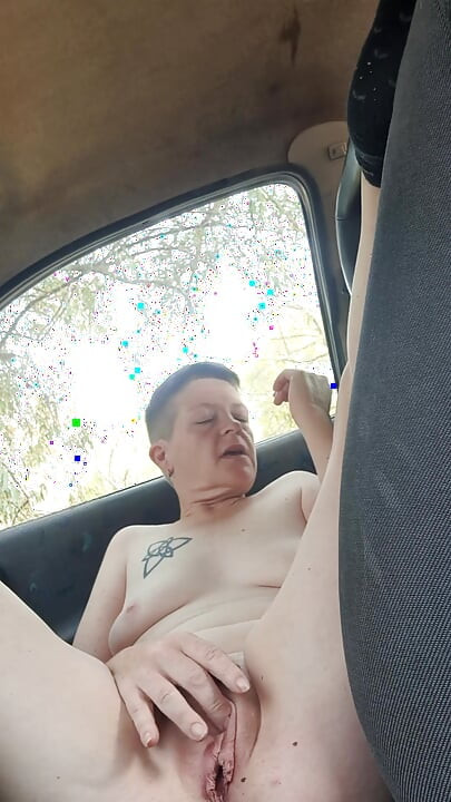 Jeu de voiture avec squirt, presque défoncer