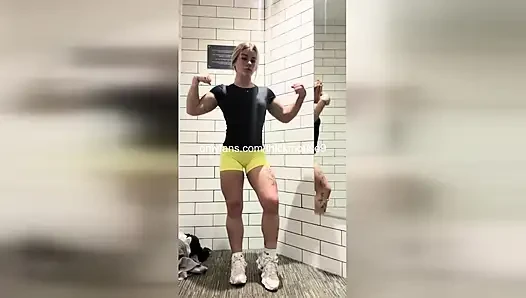 TikTok Stepdaughter's Anal Surprise: Daddy's Cock in Her Ass
