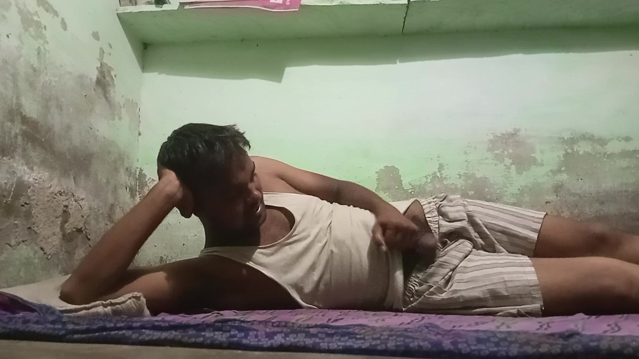 Băiat indian - videoclip cu masturbare pentru prima dată