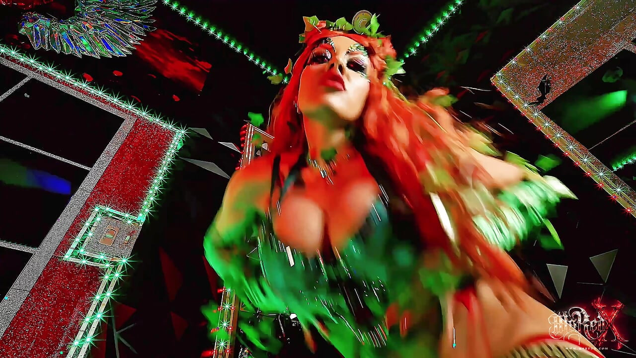 Ivy's Kiss Bloom of Ruin