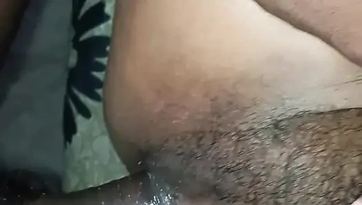 Desi girl ki thukai in silent