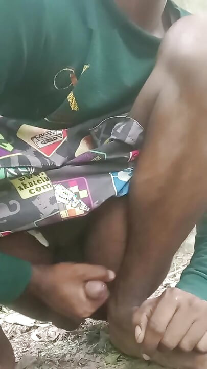 Jungle mein Muth maarta hua ladka 18 sal ka Jawan