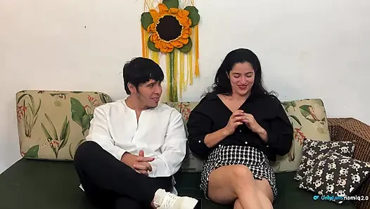 Ben kocamla telefonda konuşurken patron sikiştiğim için maaşıma zam yapıyor!