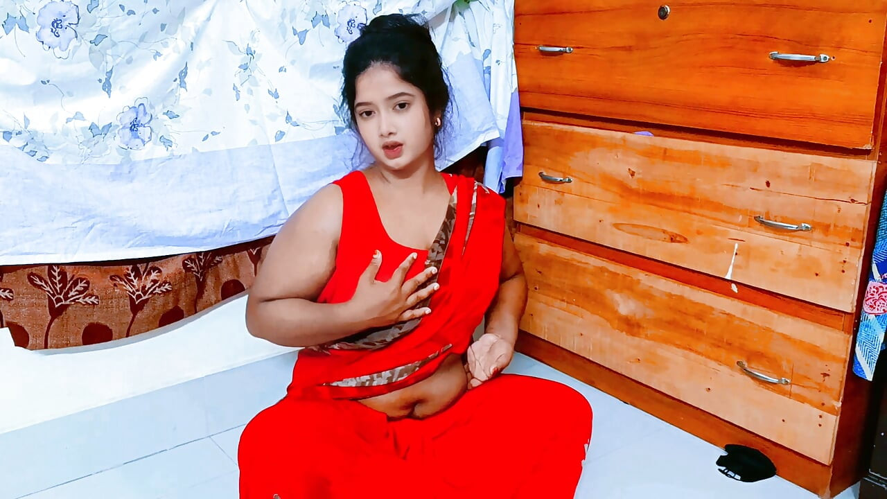 Teen Beautiful solo Indian Bengali Desi girl masturbating with eggplant in her vagina