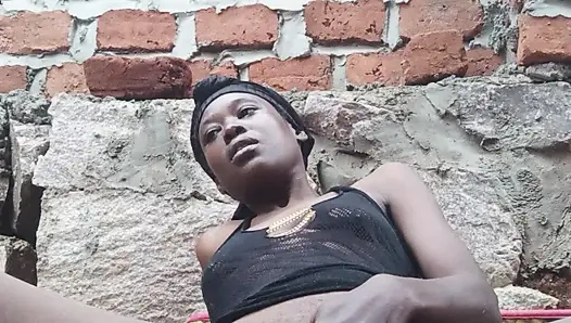 Кончи со мной, пока на открытом месте