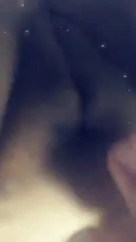 Bby girl plays wit ur fatt pussy..