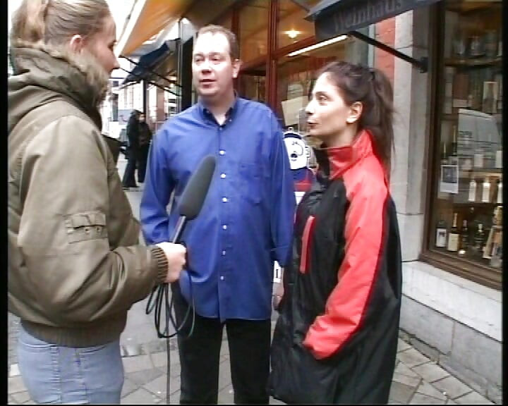 Sexet brunette tysk tøs kneppet hårdt foran liderlig tæve
