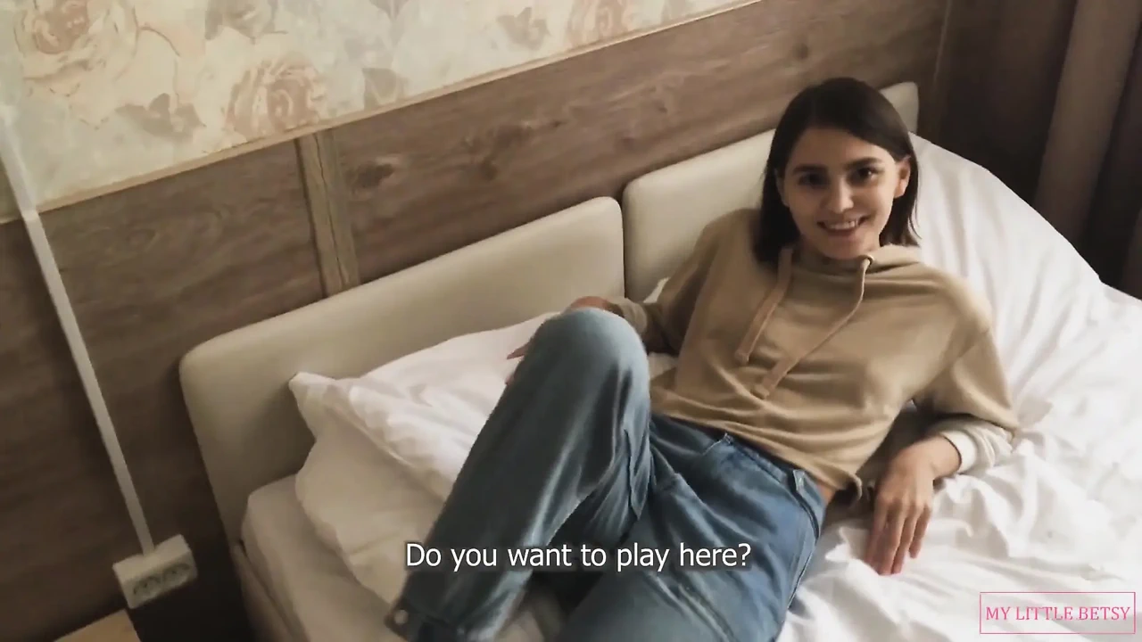 Chúng tôi vừa làm thủ tục vào khách sạn, và cô ấy ngay lập tức muốn đụ